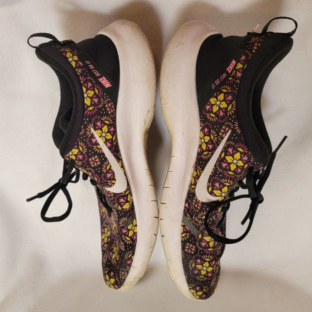 NIKE EUC Flex Experience 8 - Size 9 - Picture 9 of 11